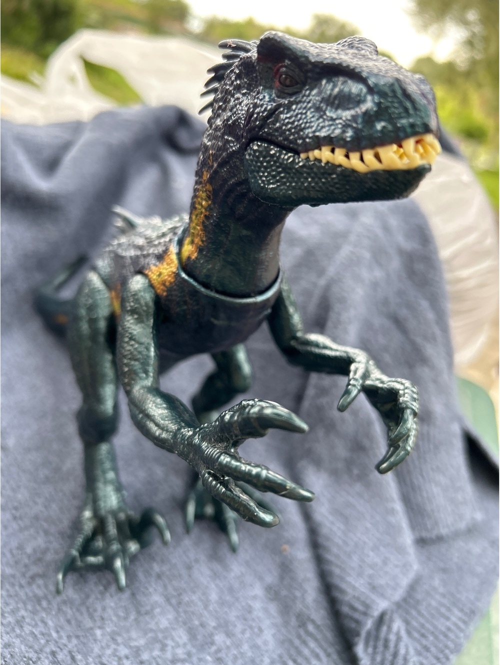Jurassic World Track 'n Attack Indoraptor Action Figure Dinosaur